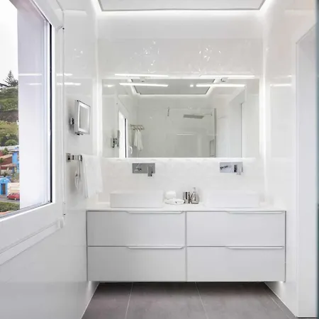 De Lujo En El * 绍萨尔